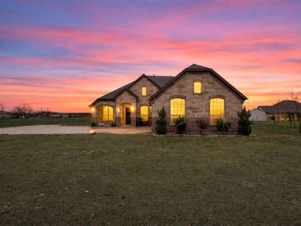 1968 S Sky Meadows Drive, Caddo Mills, TX 75135