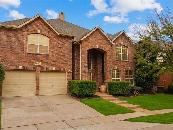 841 Carolina Way, Lantana, TX 76226