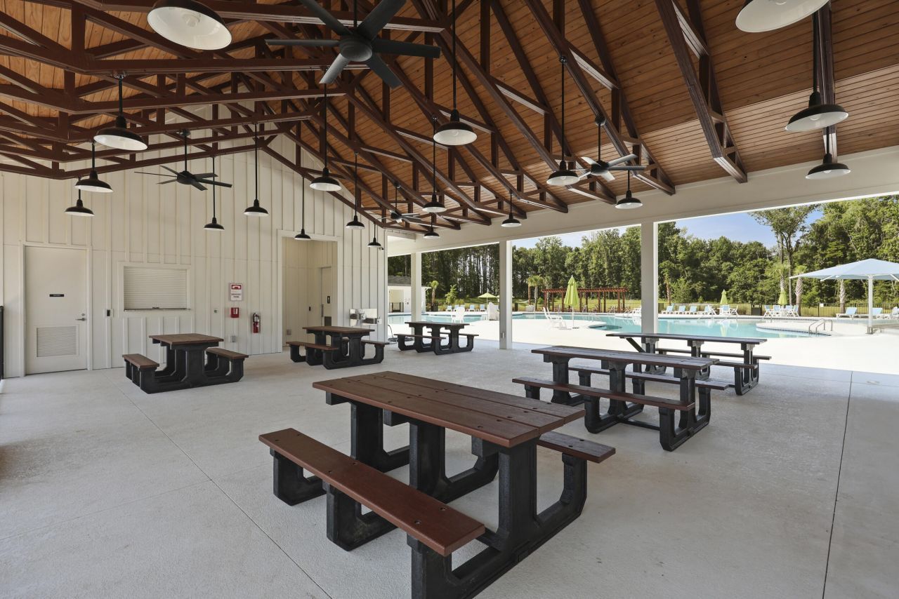 488 Tulip Poplar Drive Photo 10