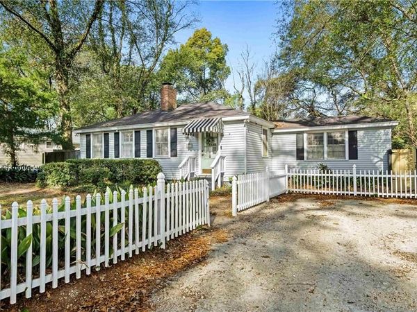 5128 Norton Lane, Mobile, AL 36608