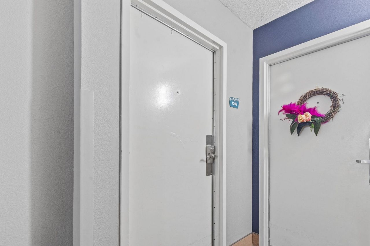 504 N Ocean Blvd. Photo 23