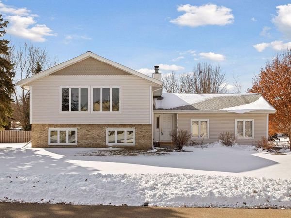 2301 E 121st Street, Burnsville, MN 55337