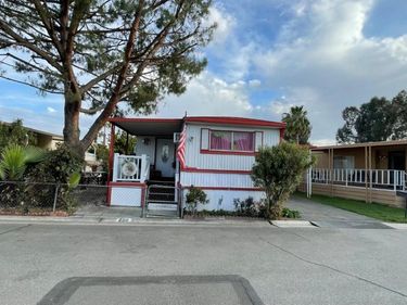 4401 Hughes ln , Unit 200, Bakersfield, CA 93304