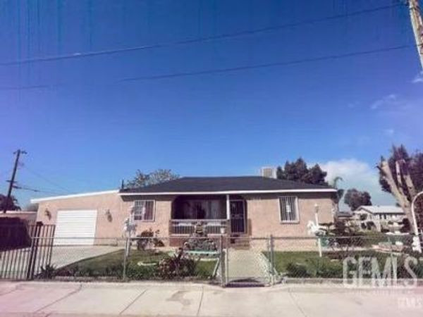 3621 Oliver Street, Bakersfield, CA 93307