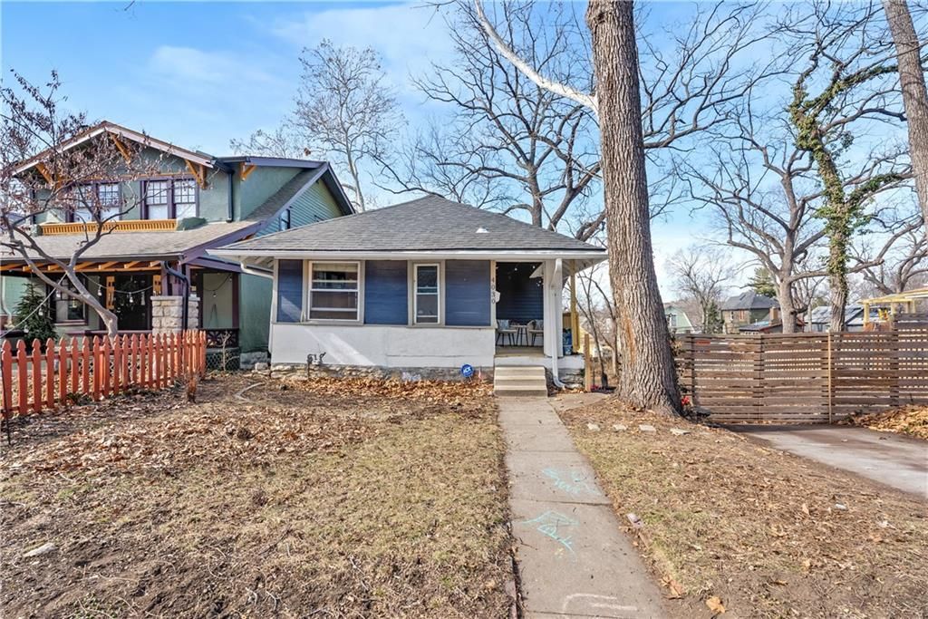 4030 Charlotte Street, Kansas City, MO 64111 Main Photo