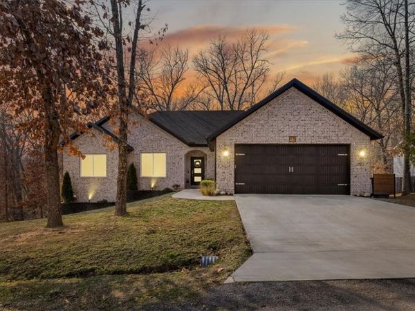 12 Reighton Drive , Bella Vista, AR 72714