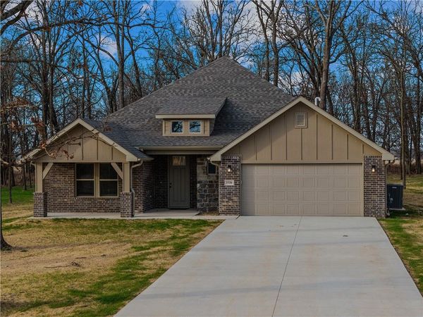 15206 Bethel Heights Road, Gentry, AR 72734