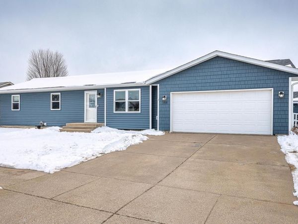 304 Heather PLACE, Holmen, WI 54636
