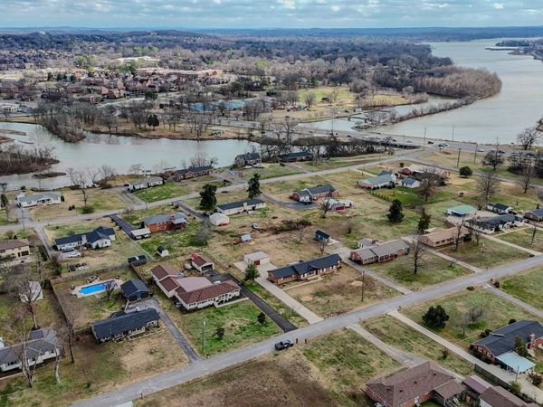 189 Clearview Cir , Hendersonville, TN 37075