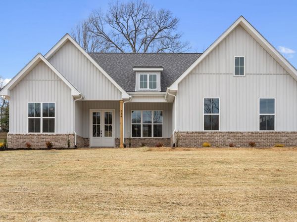 314 Woodland Creek Dr, McMinnville, TN 37110