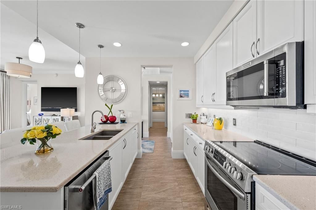 1035 3rd Ave S, Unit 407, Naples, FL 34102 Photo