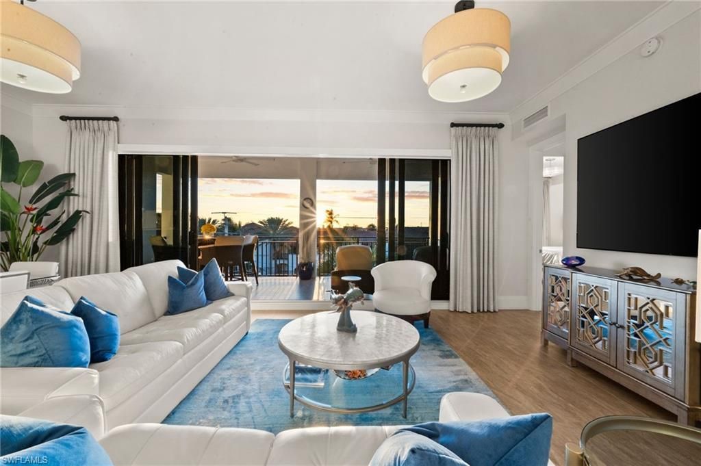 1035 3rd Ave S, Unit 407, Naples, FL 34102 Photo