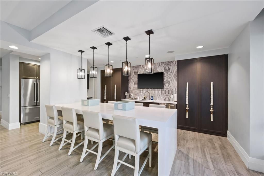 1035 3rd Ave S, Unit 407, Naples, FL 34102 Photo