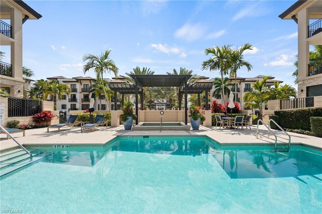 1035 3rd Ave S, Unit 407, Naples, FL 34102 Photo