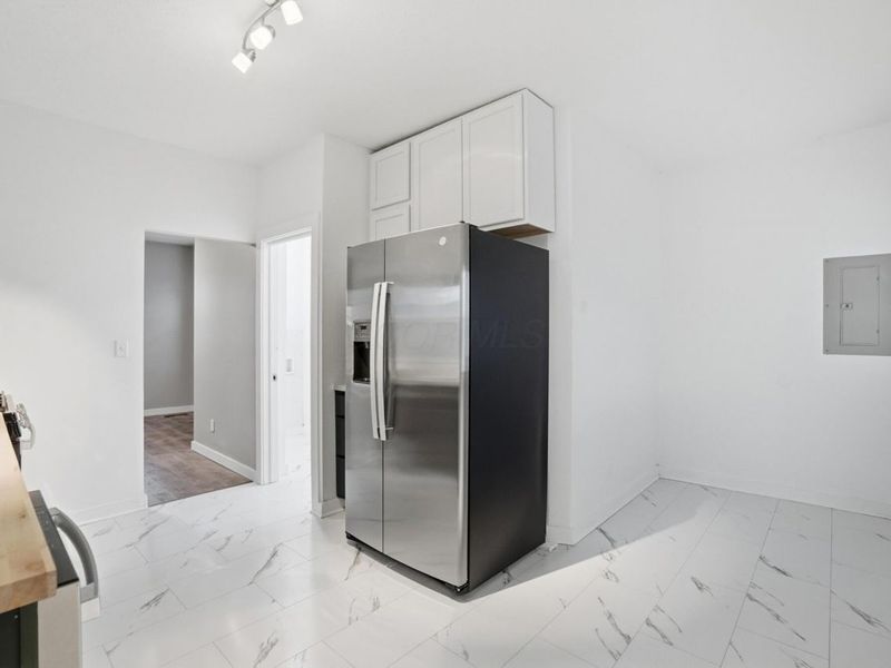 160 E Race Street , Mechanicsburg, OH 43044 Photo 13