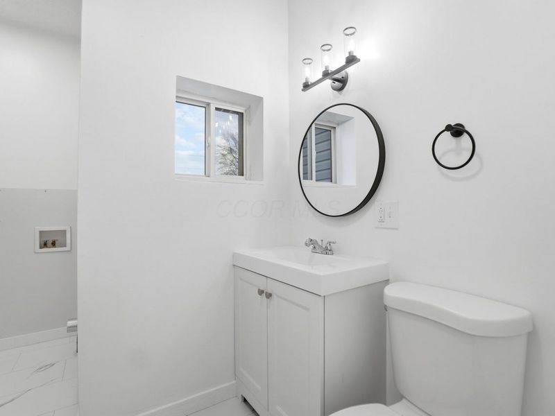 160 E Race Street , Mechanicsburg, OH 43044 Photo 16