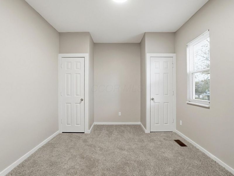 160 E Race Street , Mechanicsburg, OH 43044 Photo 8