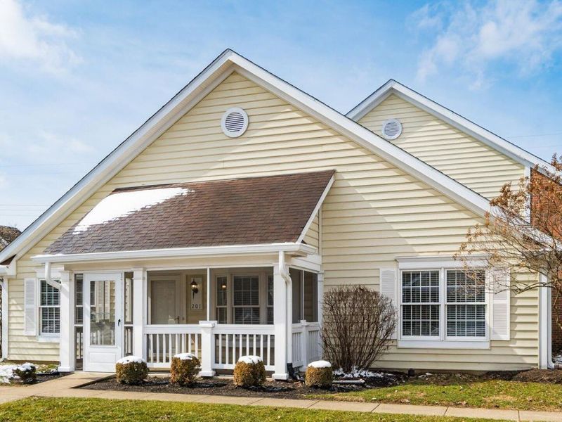 201 Shannon Lane, Granville, OH 43023 Photo 3