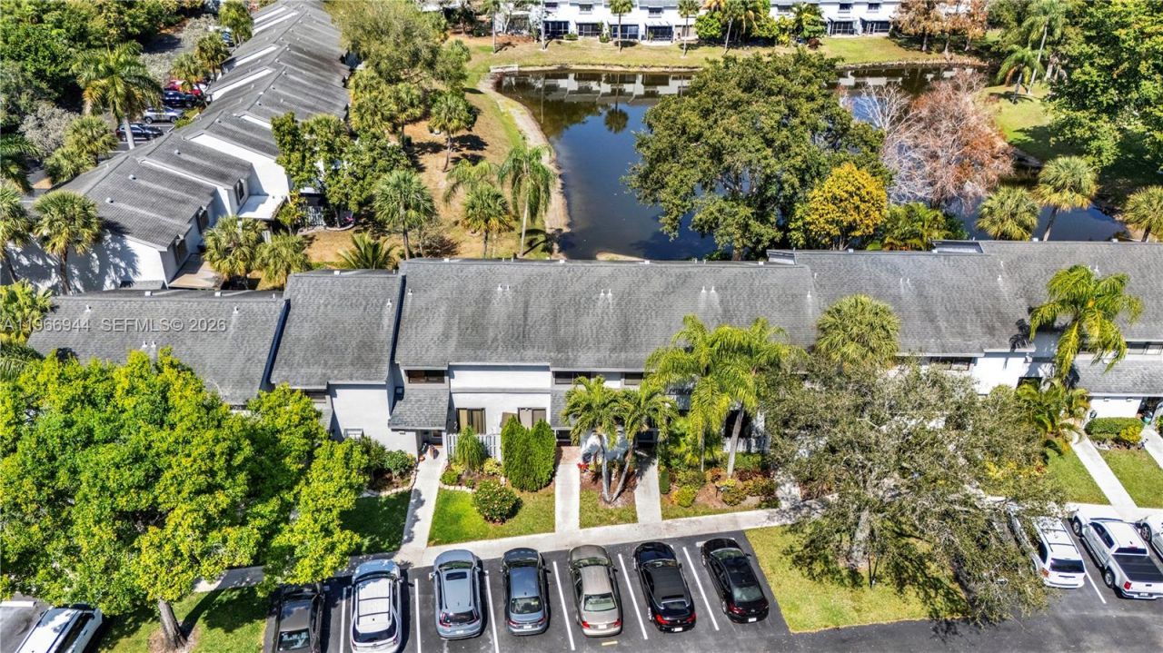 3437 S Carambola Cir S, Unit 2463, Coconut Creek, FL 33066 Photo