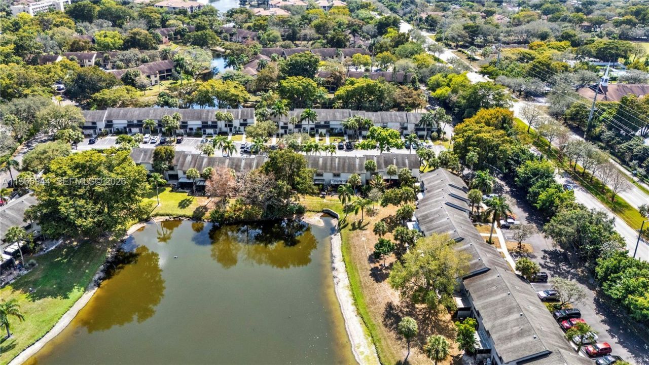 3437 S Carambola Cir S, Unit 2463, Coconut Creek, FL 33066 Photo