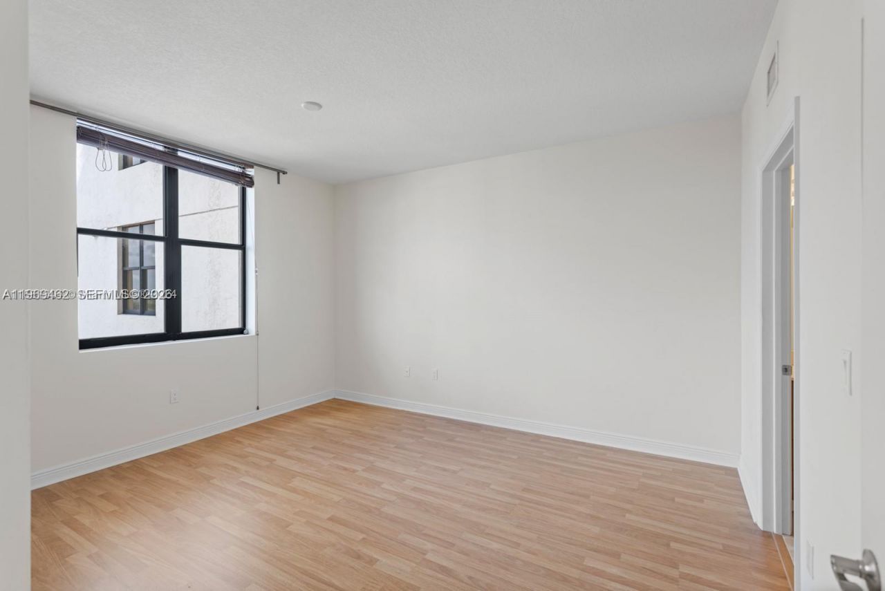 888 S Douglas Rd , Unit 1405, Coral Gables, FL 33134 Photo