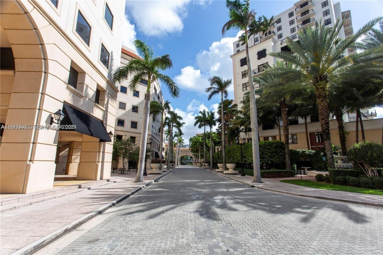 888 S Douglas Rd , Unit 1405, Coral Gables, FL 33134 Photo