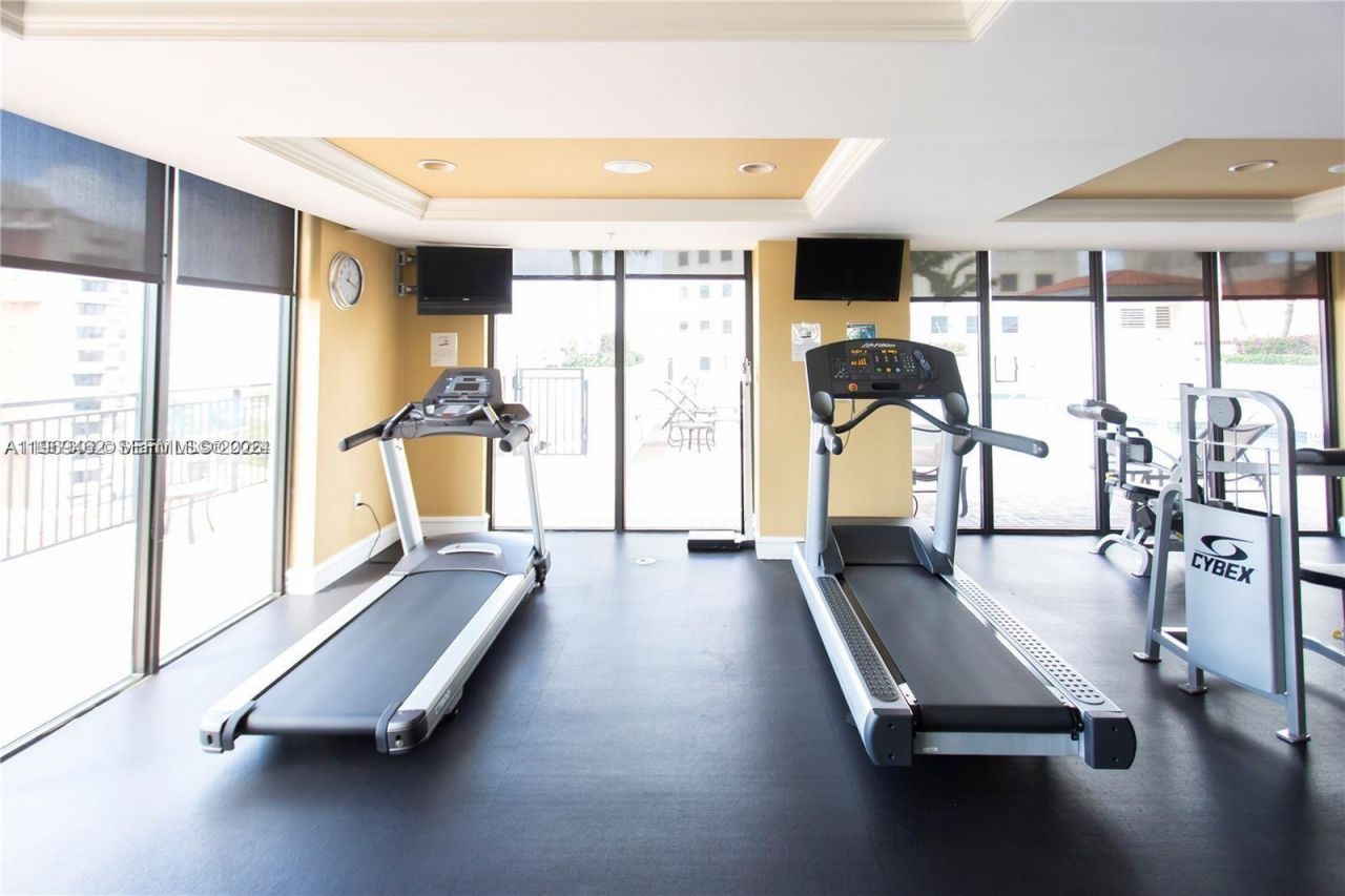 888 S Douglas Rd , Unit 1405, Coral Gables, FL 33134 Photo