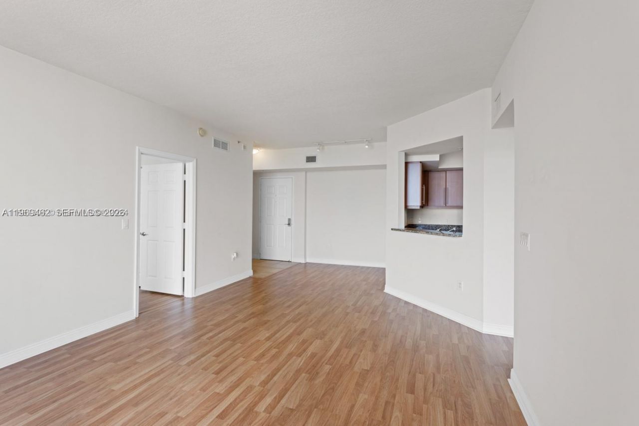 888 S Douglas Rd , Unit 1405, Coral Gables, FL 33134 Photo