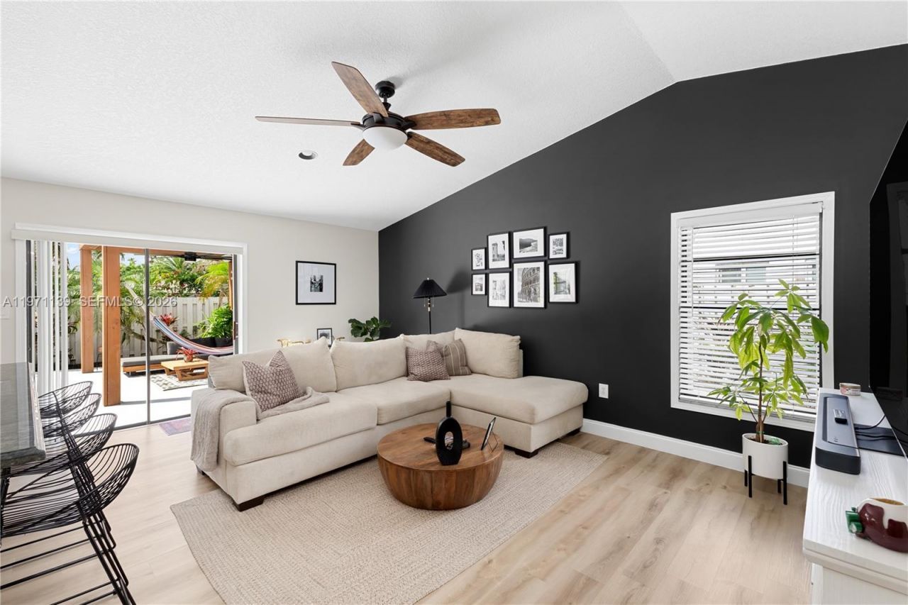 13810 Roanoke St, Davie, FL 33325 Photo