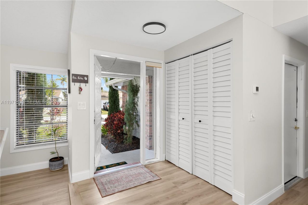 13810 Roanoke St, Davie, FL 33325 Photo