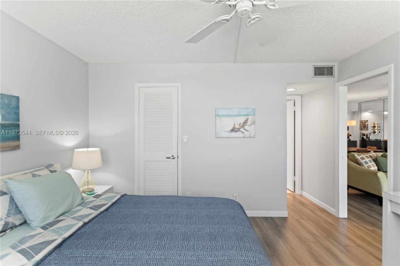 9523 S Hollybrook Lake Dr , Unit 21-307, Pembroke Pines, FL 33025 Photo