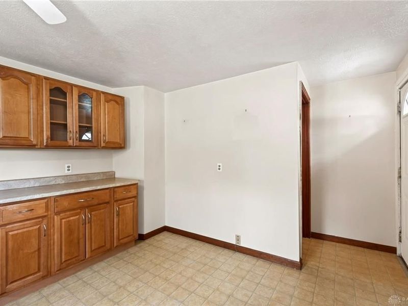 9 Edna Avenue, Fairborn, OH 45324 Photo 8