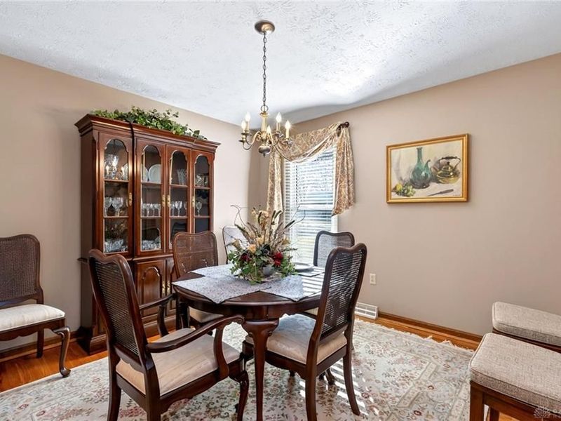 8596 Monticello Drive, West Chester, OH 45069 Photo 12