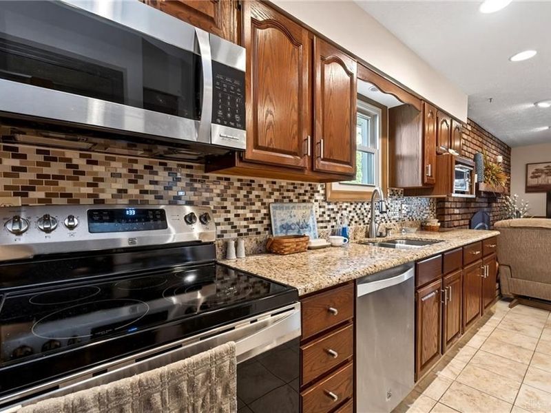 8596 Monticello Drive, West Chester, OH 45069 Photo 21