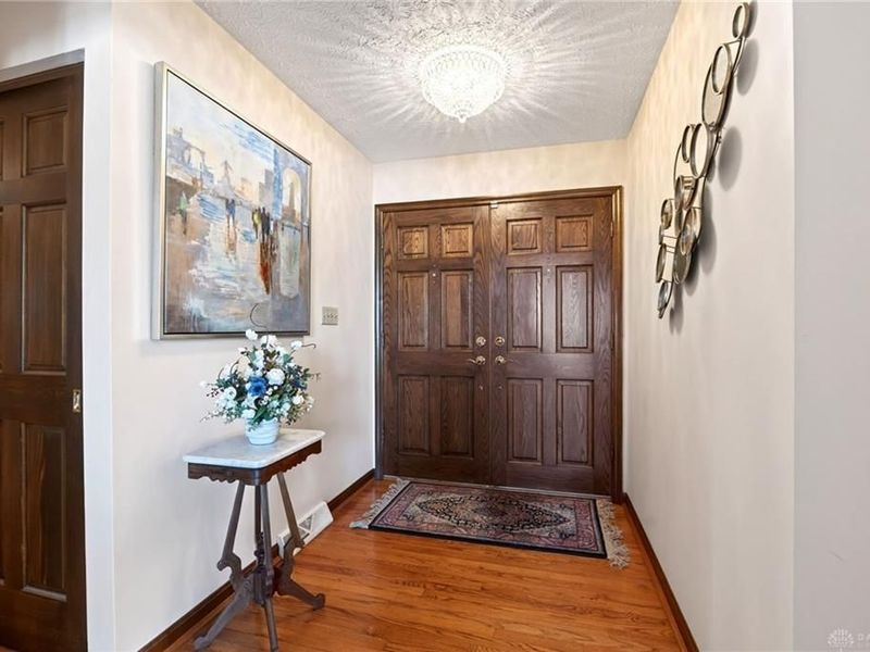 8596 Monticello Drive, West Chester, OH 45069 Photo 8