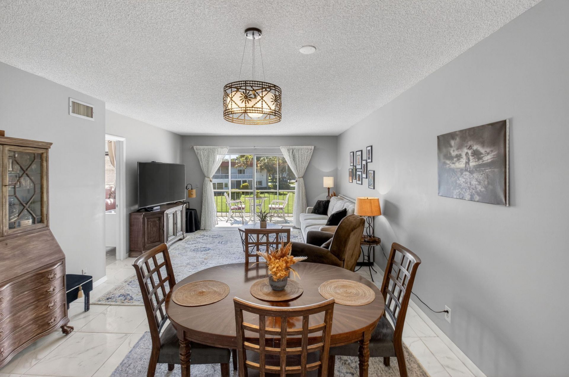 33 Abbey Lane, Unit 207, Delray Beach, FL 33446 Photo