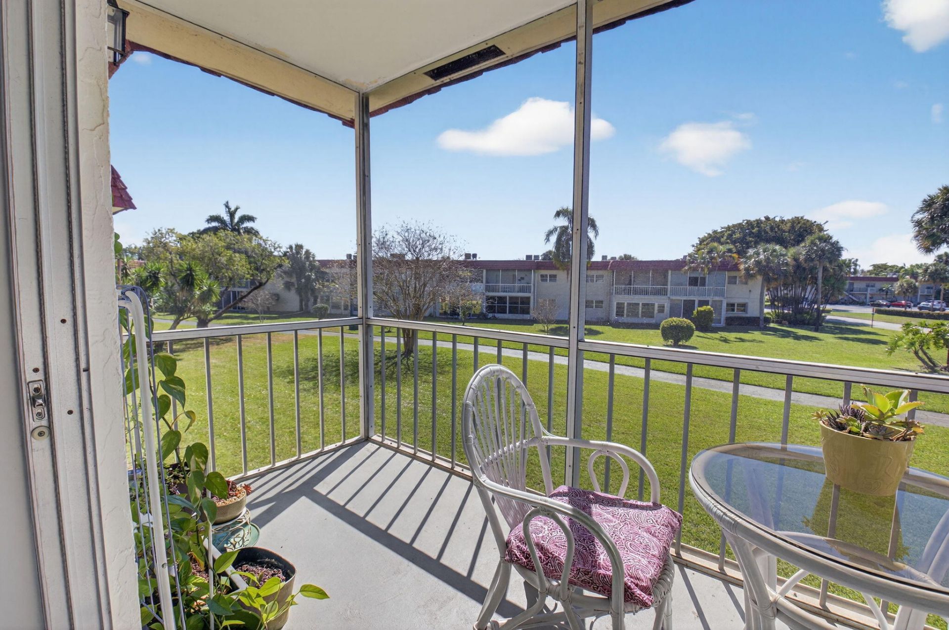 33 Abbey Lane, Unit 207, Delray Beach, FL 33446 Photo