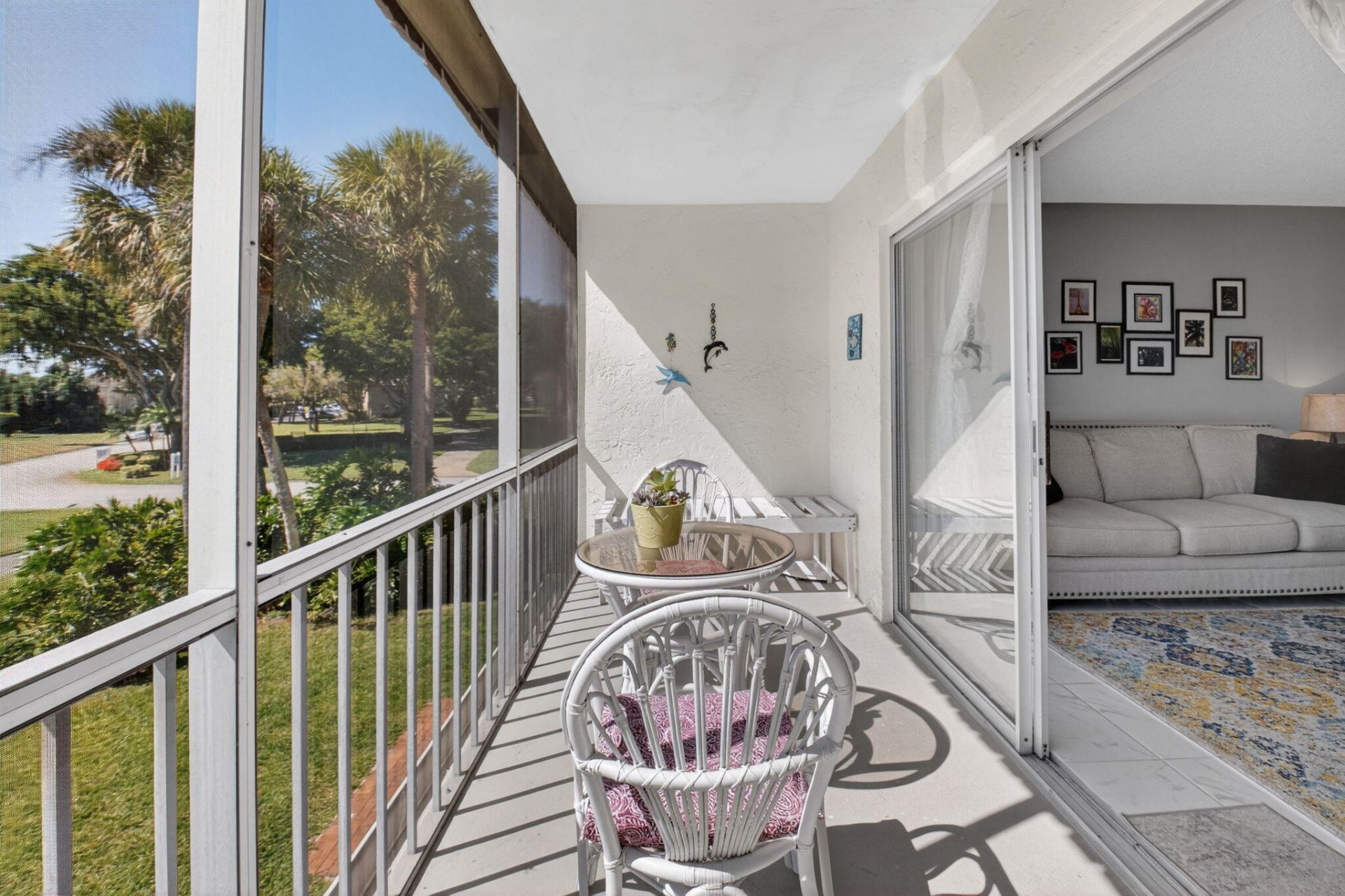 33 Abbey Lane, Unit 207, Delray Beach, FL 33446 Photo