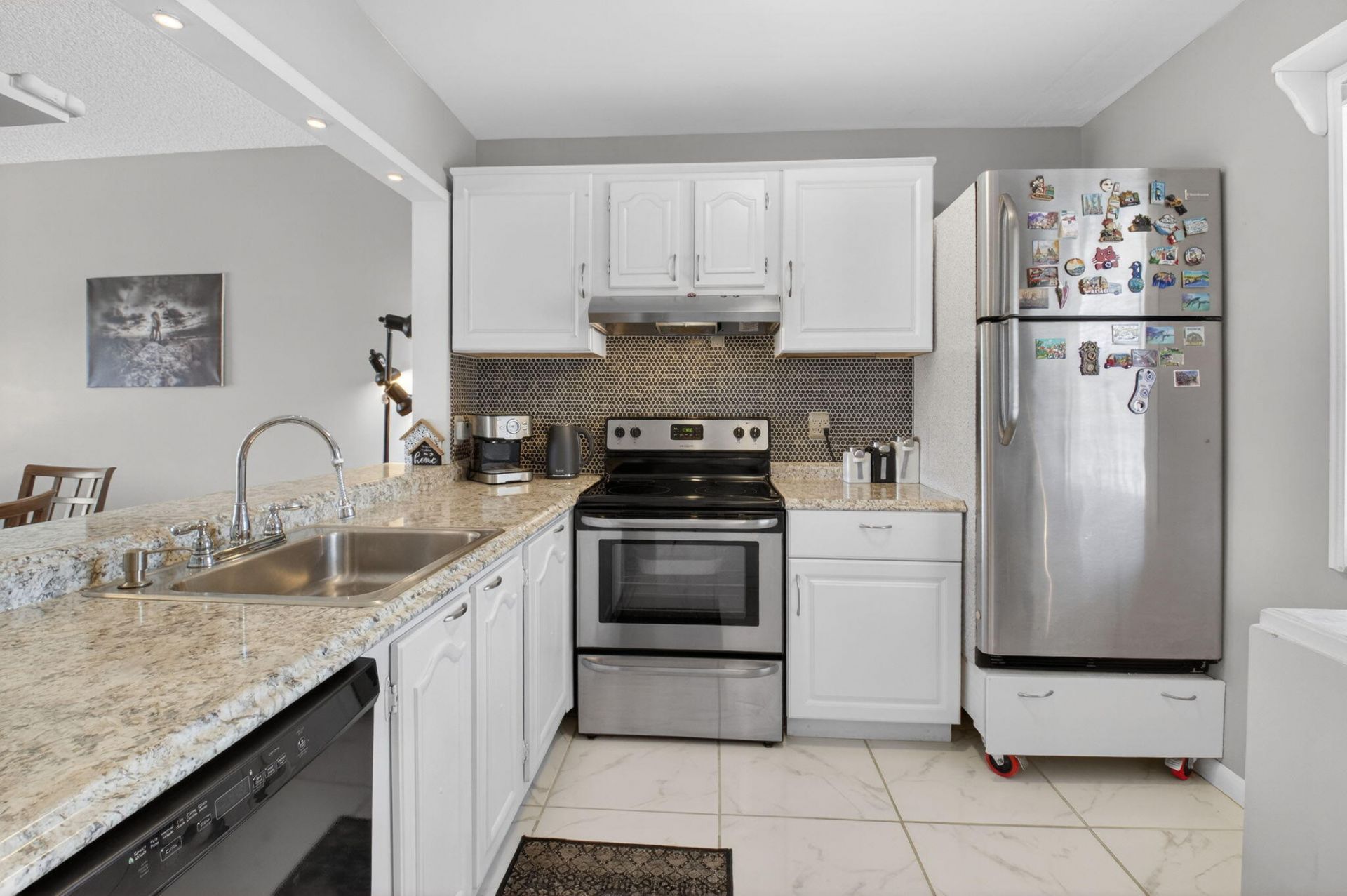 33 Abbey Lane, Unit 207, Delray Beach, FL 33446 Photo