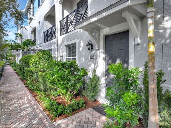 325 Atlantic Grove Way, Delray Beach, FL 33444