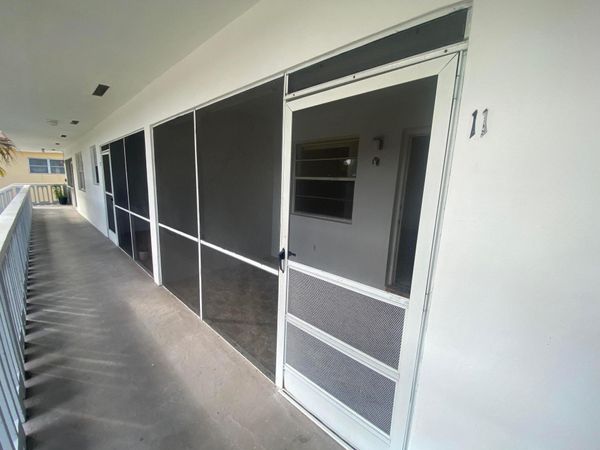 705 NE 2nd Street, Unit 11, Hallandale Beach, FL 33009