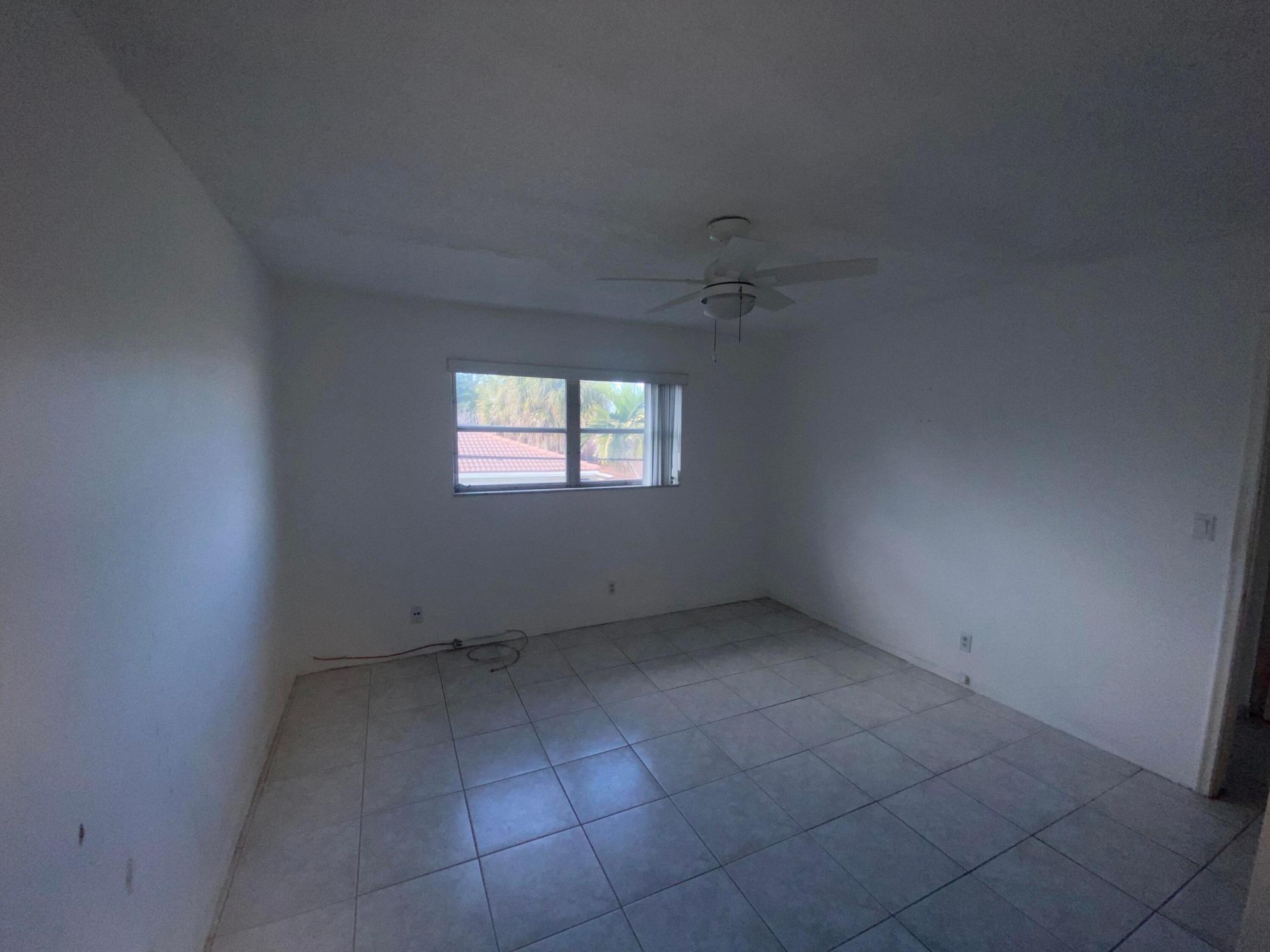 705 NE 2nd Street, Unit 11, Hallandale Beach, FL 33009 Photo