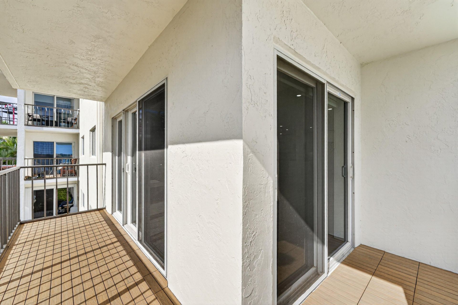 1206 S Lake Drive, Unit 203, Lantana, FL 33462 Photo