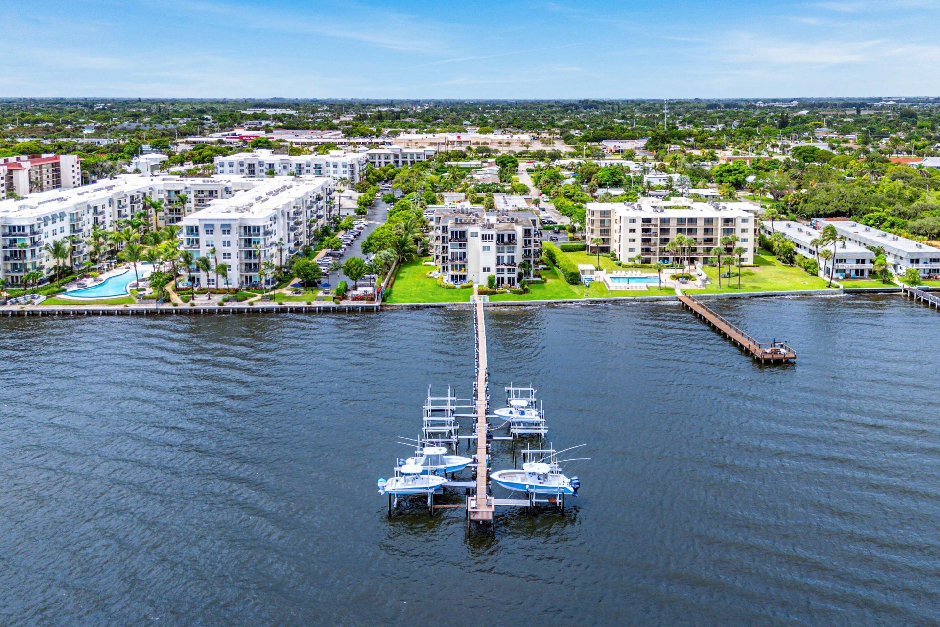 1206 S Lake Drive, Unit 203, Lantana, FL 33462 Photo