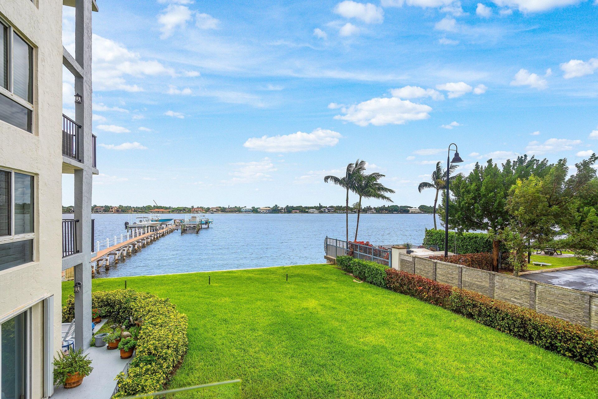 1206 S Lake Drive, Unit 203, Lantana, FL 33462 Photo