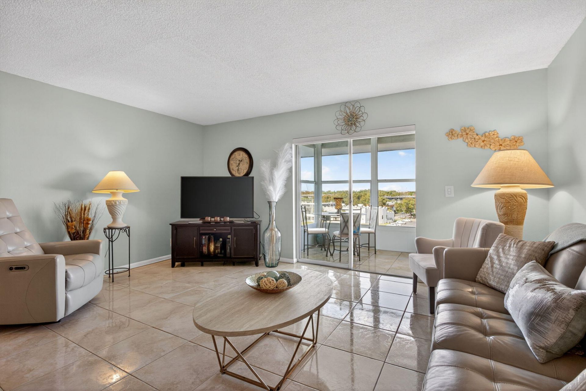 4751 NW 21st Street, Unit 610, Lauderhill, FL 33313 Photo