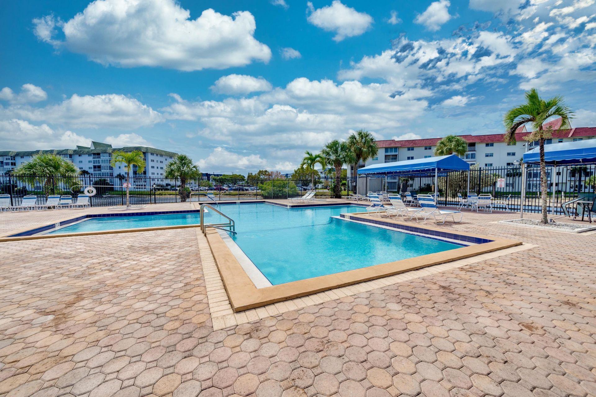 4751 NW 21st Street, Unit 610, Lauderhill, FL 33313 Photo