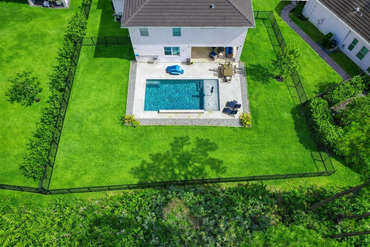 684 SW Pennfield Terrace, Stuart, FL 34997 Photo
