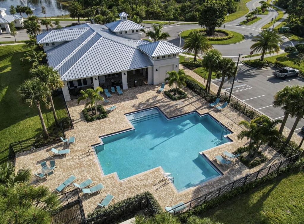 684 SW Pennfield Terrace, Stuart, FL 34997 Photo