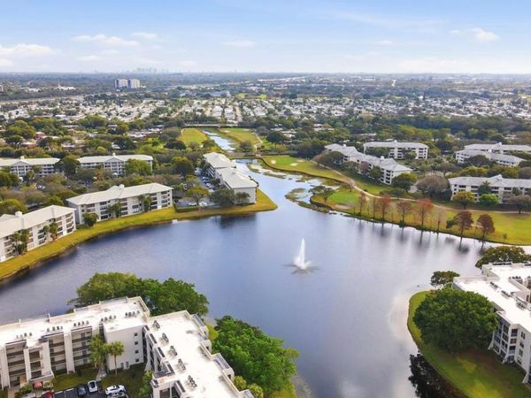 9410 Poinciana Pl, Unit 108, Davie, FL 33324